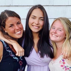 Meet your Posher, Julia